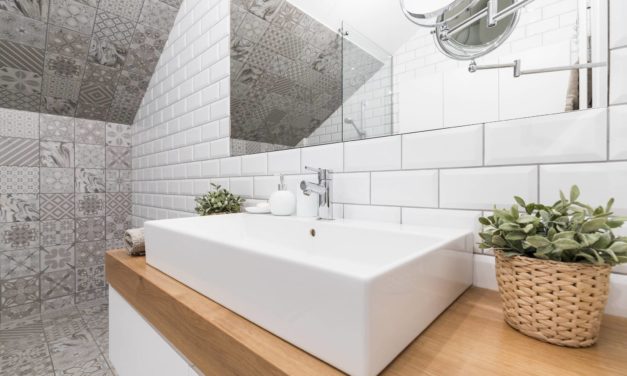 Rénover votre salle de bain avec des stickers carrelage